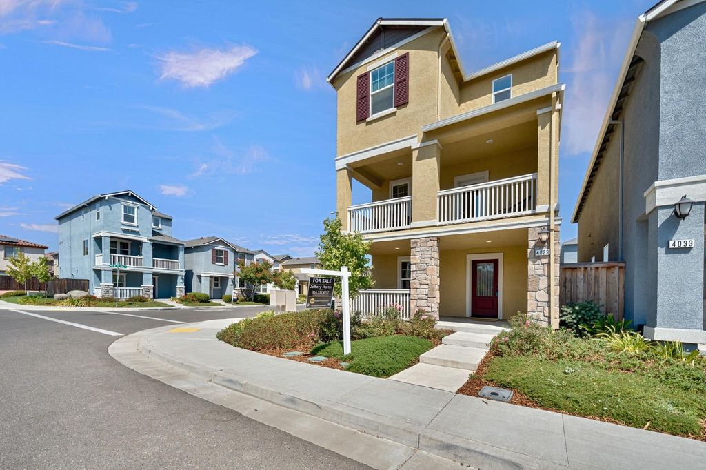 4029 Dover St, West Sacramento, CA 95691
