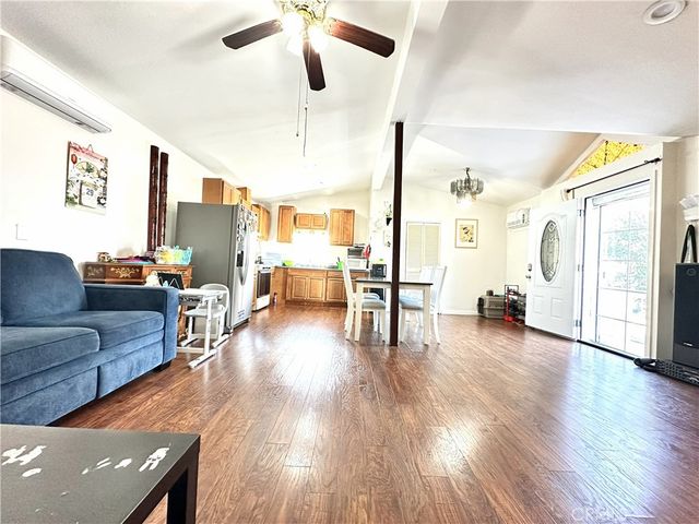 5002 W McFadden Ave Spc 81, Santa Ana, CA 92704