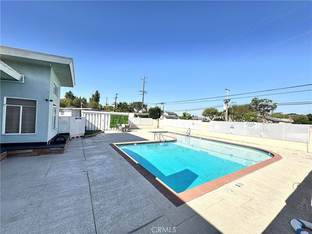 5002 W McFadden Ave Spc 81, Santa Ana, CA 92704
