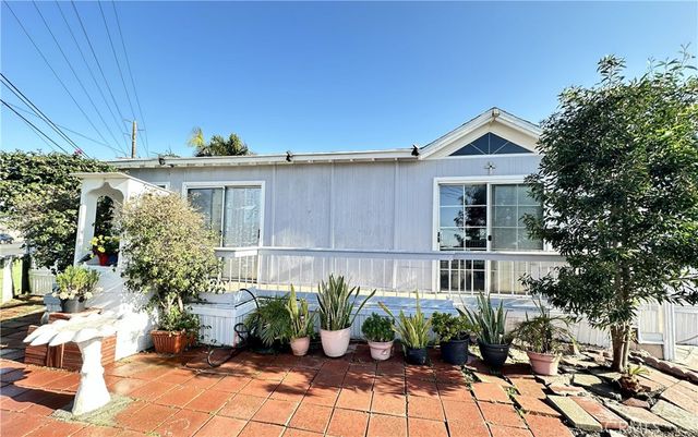 5002 W McFadden Ave Spc 81, Santa Ana, CA 92704
