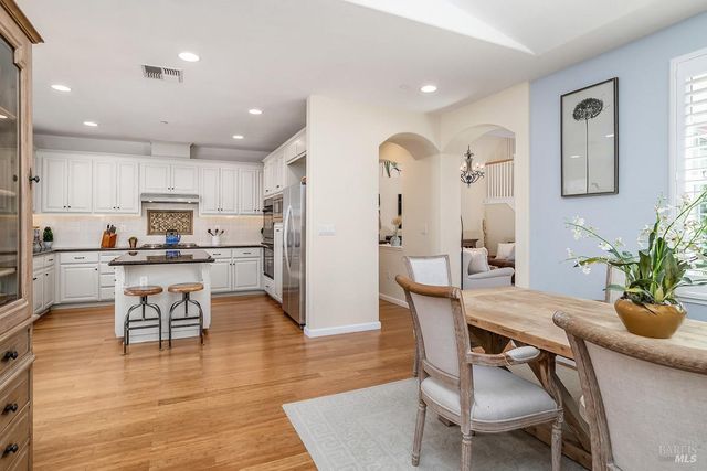 32 Brookline Dr, Novato, CA 94949