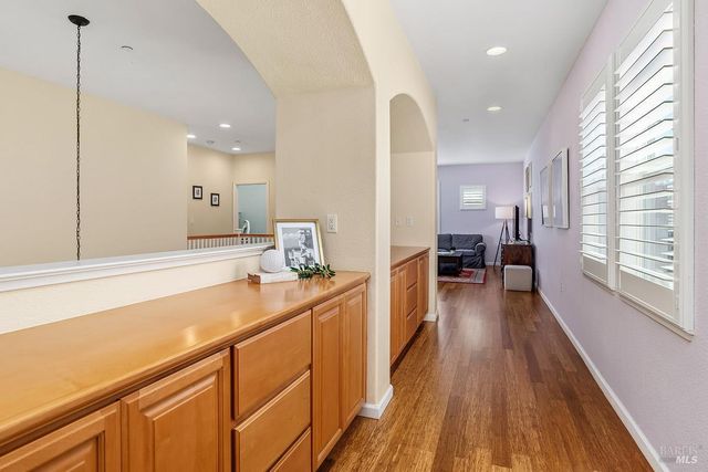 32 Brookline Dr, Novato, CA 94949