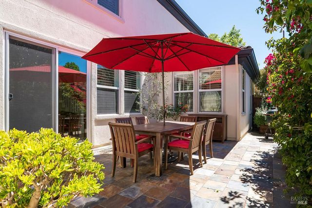 32 Brookline Dr, Novato, CA 94949