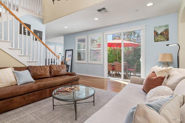 32 Brookline Dr, Novato, CA 94949