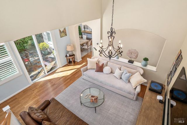 32 Brookline Dr, Novato, CA 94949