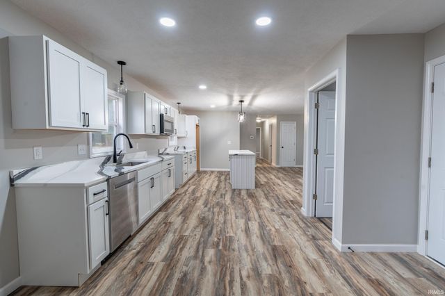 2693 S 400 E Road, Marion, IN 46953