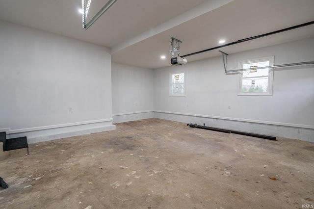 2693 S 400 E Road, Marion, IN 46953