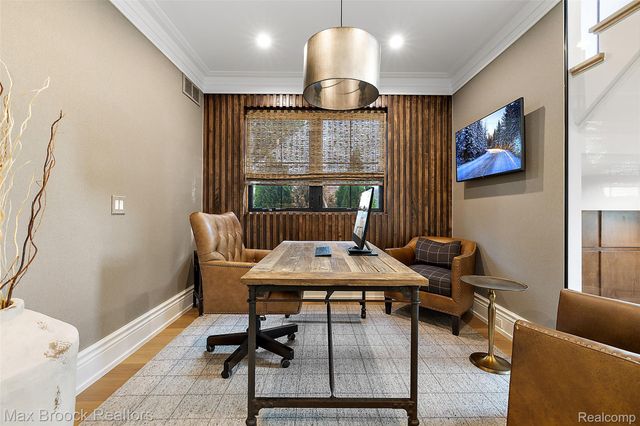 2438 Evergreen Drive, Royal Oak, MI 48073