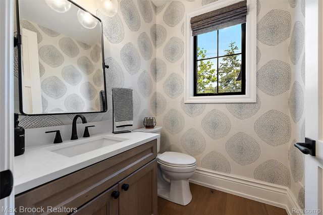 2438 Evergreen Drive, Royal Oak, MI 48073