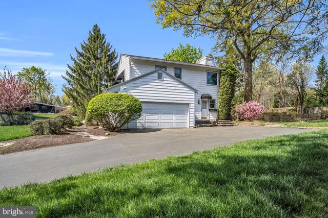 4536 CUSTER TER, Harrisburg, PA 17110