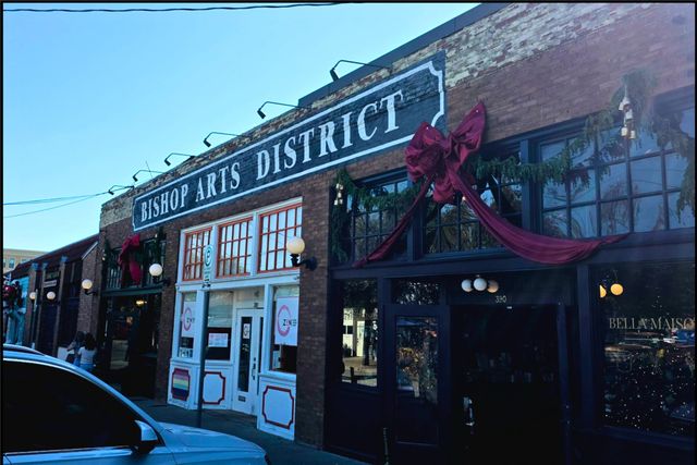 311 N Patton Avenue, Dallas, TX 75203