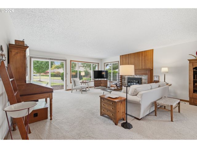7465 Sw DOWNS POST Rd, Wilsonville, OR 97070