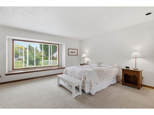 7465 Sw DOWNS POST Rd, Wilsonville, OR 97070