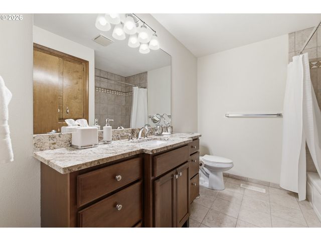 7465 Sw DOWNS POST Rd, Wilsonville, OR 97070