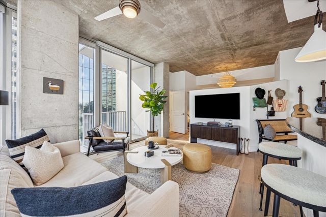 360 Nueces ST 1001, Austin, TX 78701