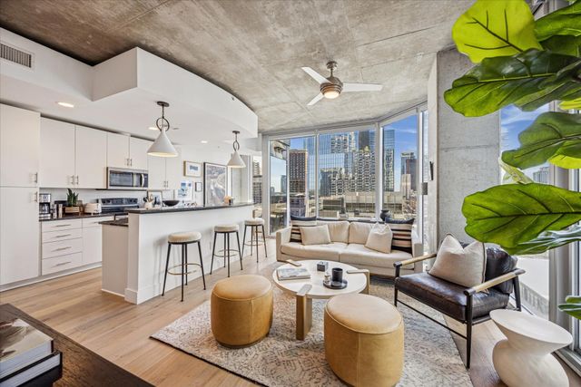 360 Nueces ST 1001, Austin, TX 78701