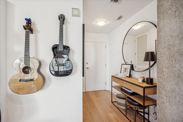 360 Nueces ST 1001, Austin, TX 78701