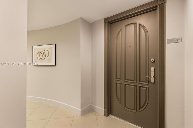 3370 Hidden Bay Drive 409, Aventura, FL 33180