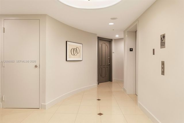 3370 Hidden Bay Drive 409, Aventura, FL 33180