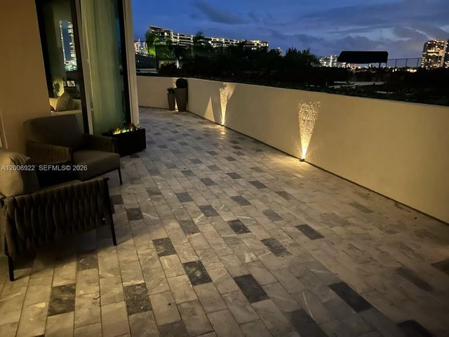 3370 Hidden Bay Drive 409, Aventura, FL 33180