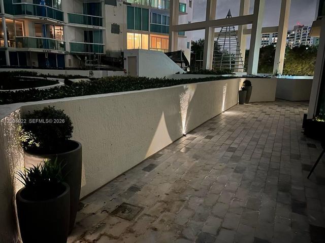 3370 Hidden Bay Drive 409, Aventura, FL 33180
