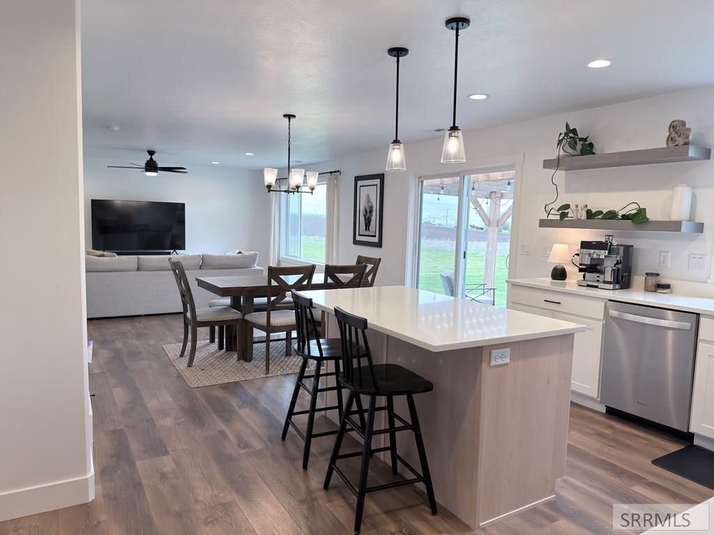 Image 5 of property listing at 3607 S Parkinson Road, Franklin, ID 83237