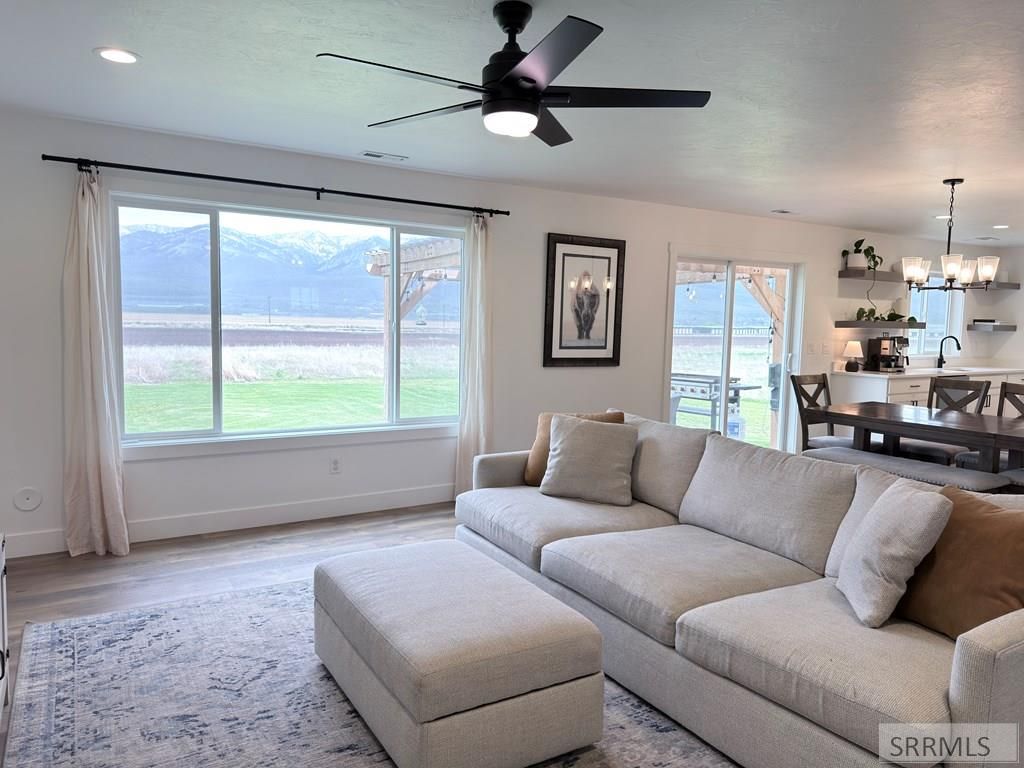 Image 8 of property listing at 3607 S Parkinson Road, Franklin, ID 83237