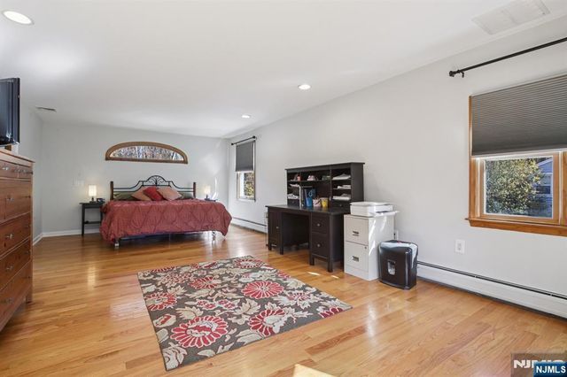 4 Ledgewood Trail, Kinnelon Borough, NJ 07405