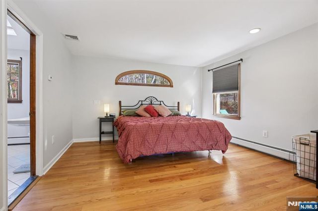 4 Ledgewood Trail, Kinnelon Borough, NJ 07405