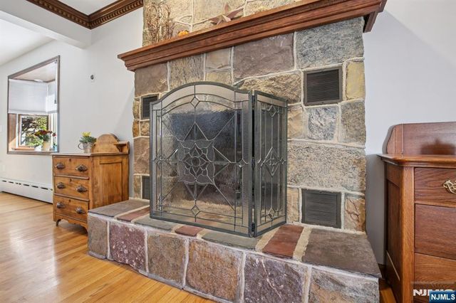 4 Ledgewood Trail, Kinnelon Borough, NJ 07405