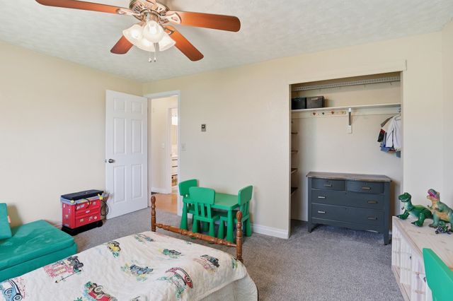 16340 N Greenfield Ct, Nine Mile Falls, WA 99026