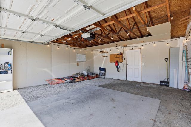 16340 N Greenfield Ct, Nine Mile Falls, WA 99026