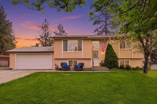 16340 N Greenfield Ct, Nine Mile Falls, WA 99026