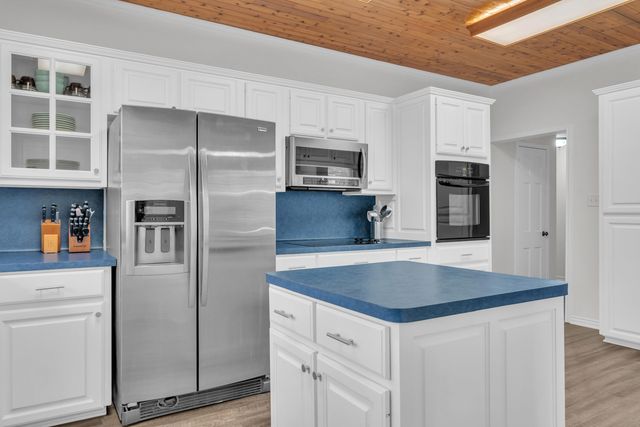 1809 Tryon Rd, Longview, TX 75601