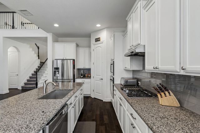124 Redtail LN, Leander, TX 78641