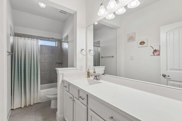 124 Redtail LN, Leander, TX 78641