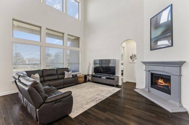124 Redtail LN, Leander, TX 78641