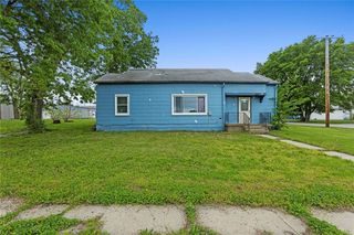 302 B Street, Belton, MO 64012