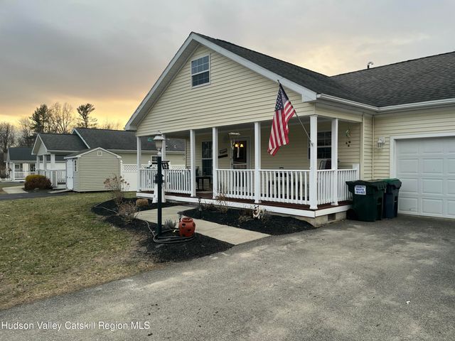 13 Mahoney Road, Stuyvesant, NY 12173