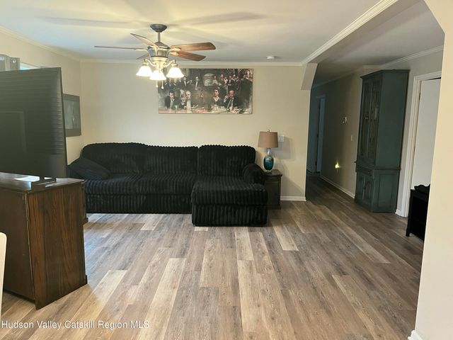 13 Mahoney Road, Stuyvesant, NY 12173