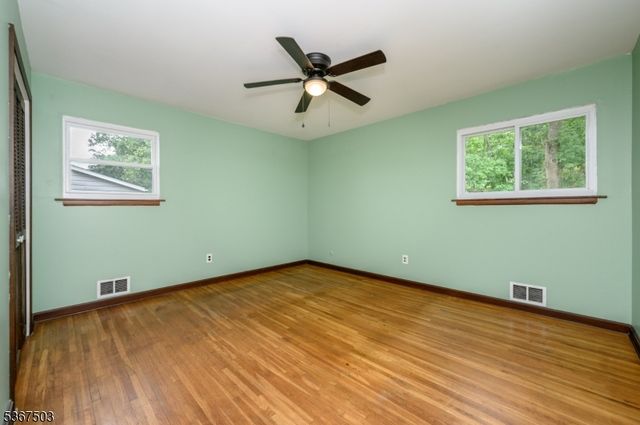 43 Barry Dr, Rockaway Twp., NJ 07866