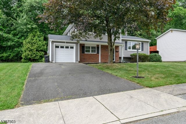 43 Barry Dr, Rockaway Twp., NJ 07866