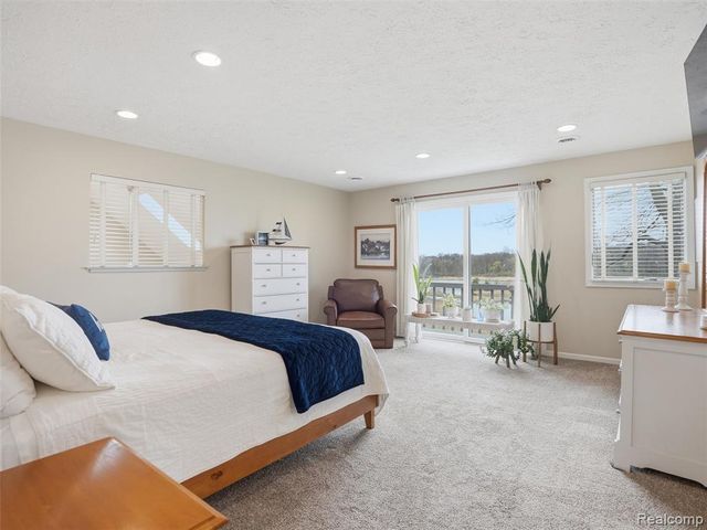 4965 Grover Drive, Brighton, MI 48116