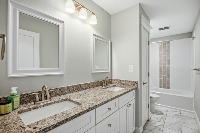 12701 Bella Strada Drive, Fort Worth, TX 76126