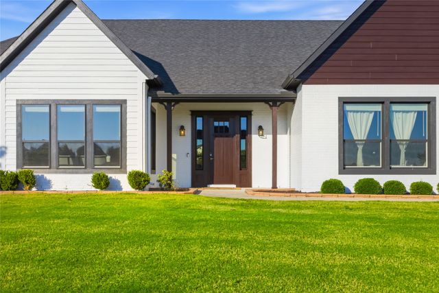 12701 Bella Strada Drive, Fort Worth, TX 76126