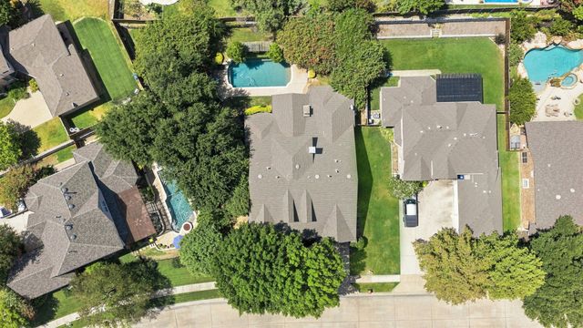 708 Hackberry Ridge Drive, Mckinney, TX 75072