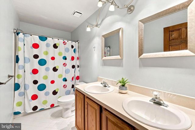 1708 MALLARD CT, Williamstown, NJ 08094