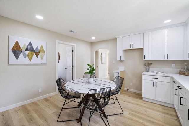 415 Curran Ave, Sacramento, CA 95833