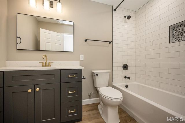 2568 Bonniebrook Drive, Maryland Heights, MO 63043