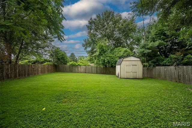 2568 Bonniebrook Drive, Maryland Heights, MO 63043